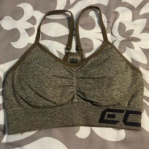 ECHT arise scrunch sports bra in size SMALL!